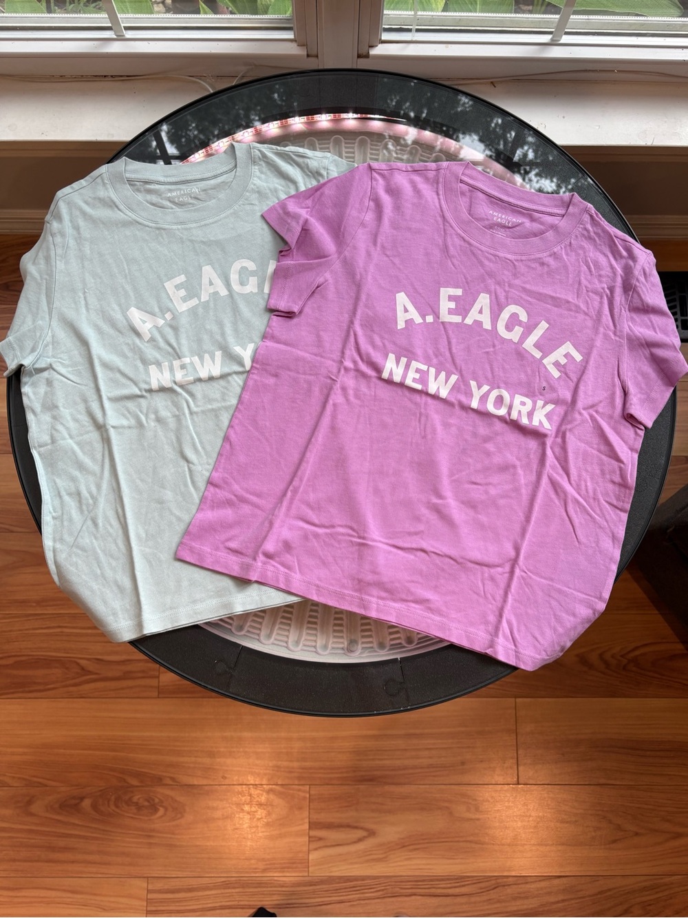 New american eagle new York Graphic Tees purple and blue